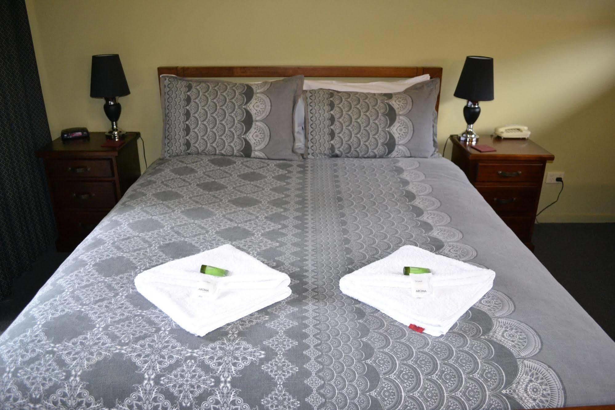 Colac Mid City Motor Inn Eksteriør bilde