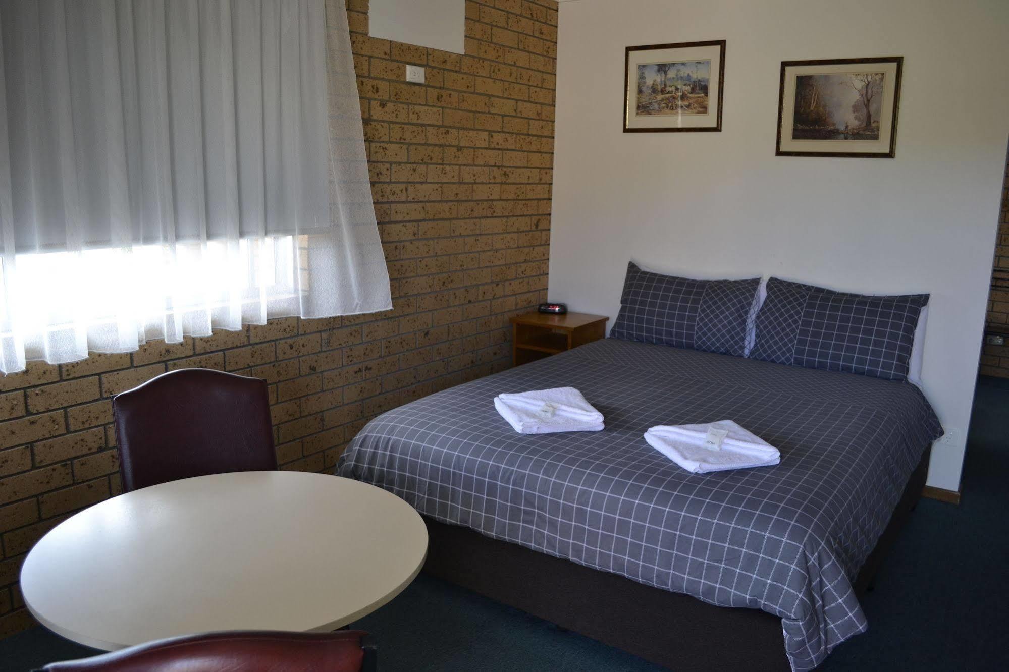 Colac Mid City Motor Inn Eksteriør bilde