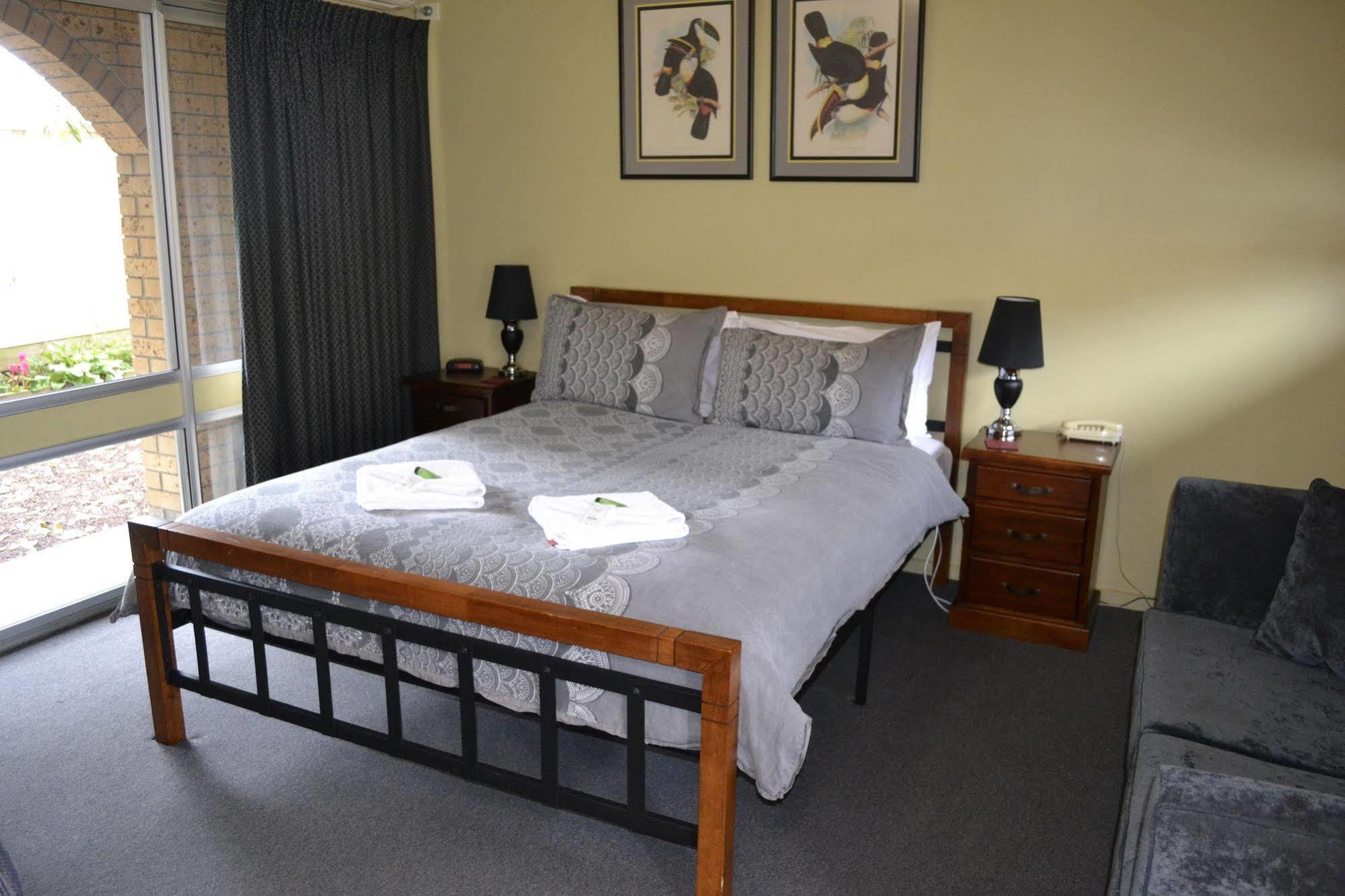 Colac Mid City Motor Inn Eksteriør bilde